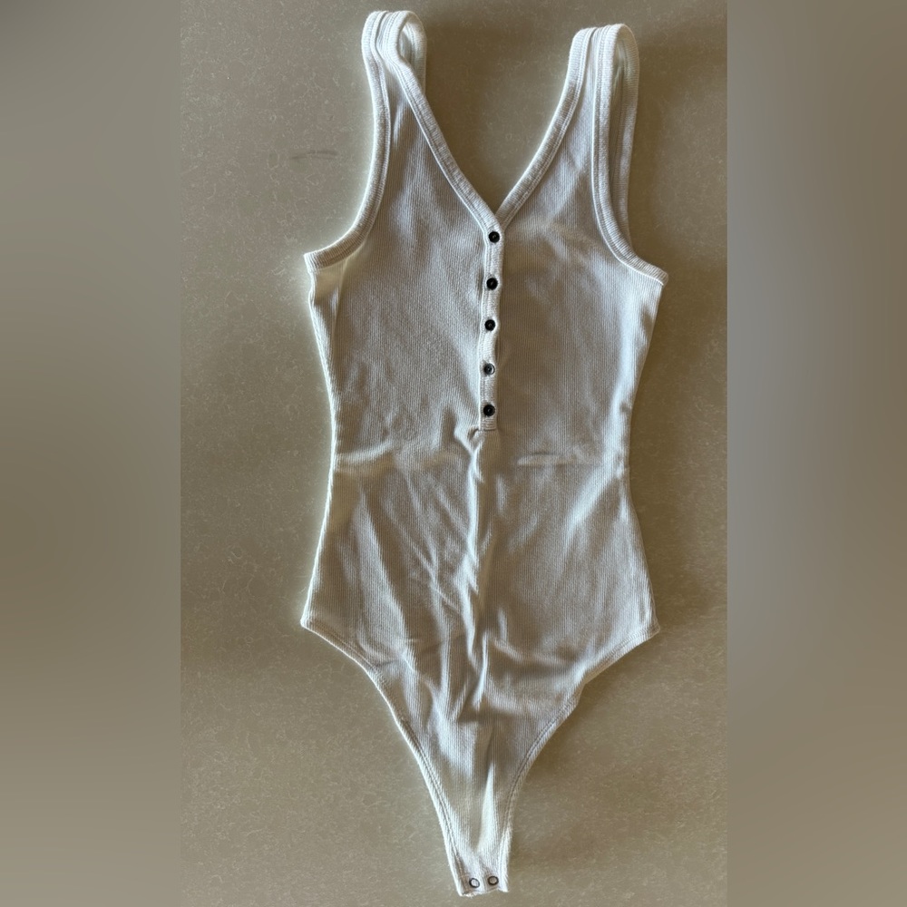 A&F Ribbed Henley bodysuit tank